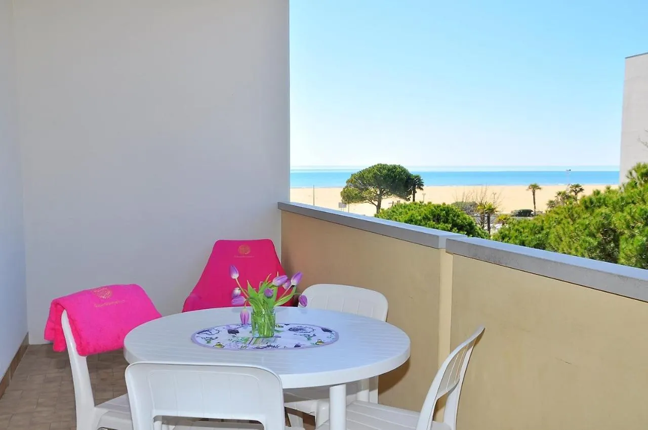 Bright Sea Front Apartment With Terrace - Beahost Bibione 0*,