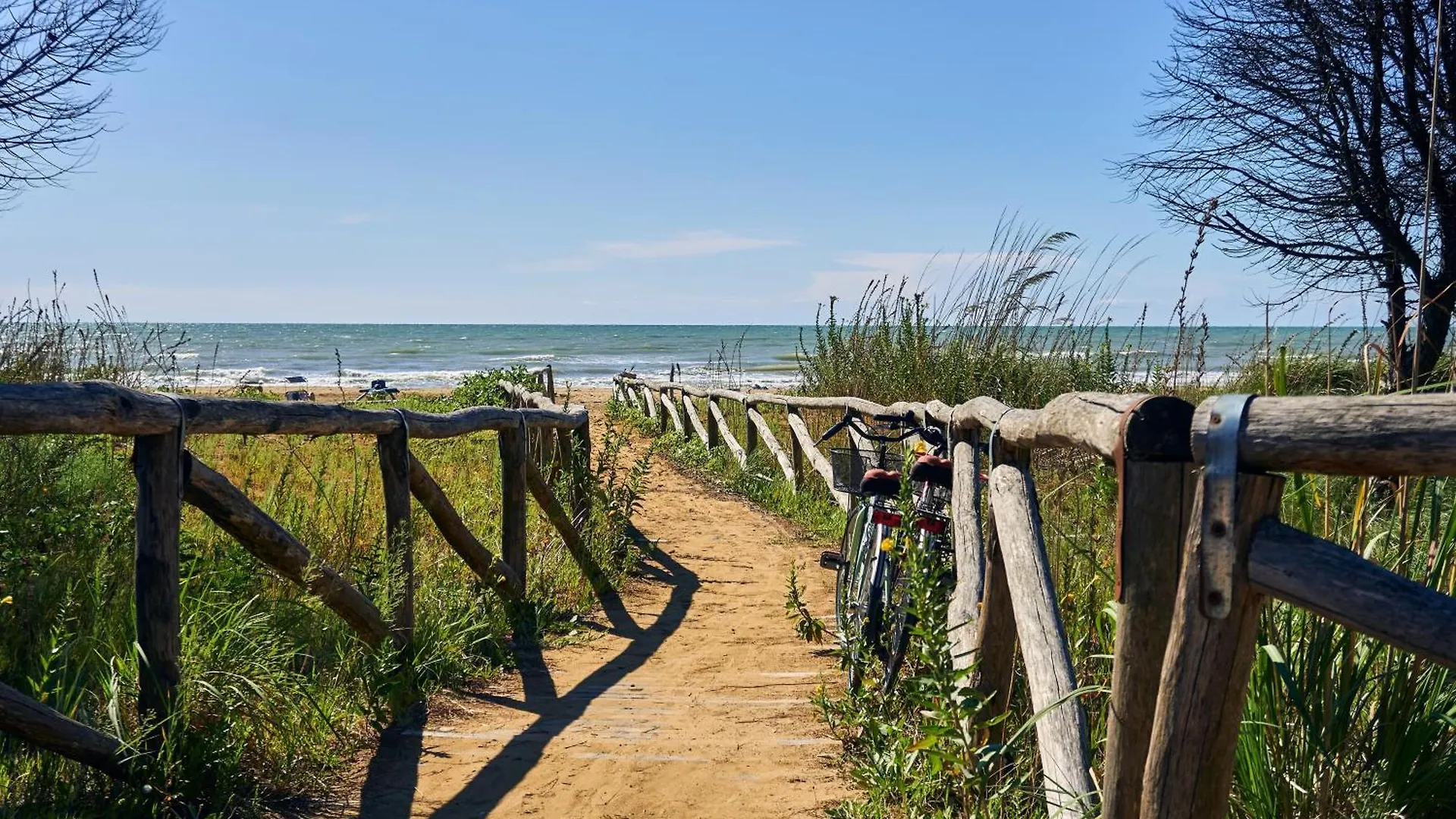 Bright Sea Front Apartment With Terrace - Beahost Bibione
