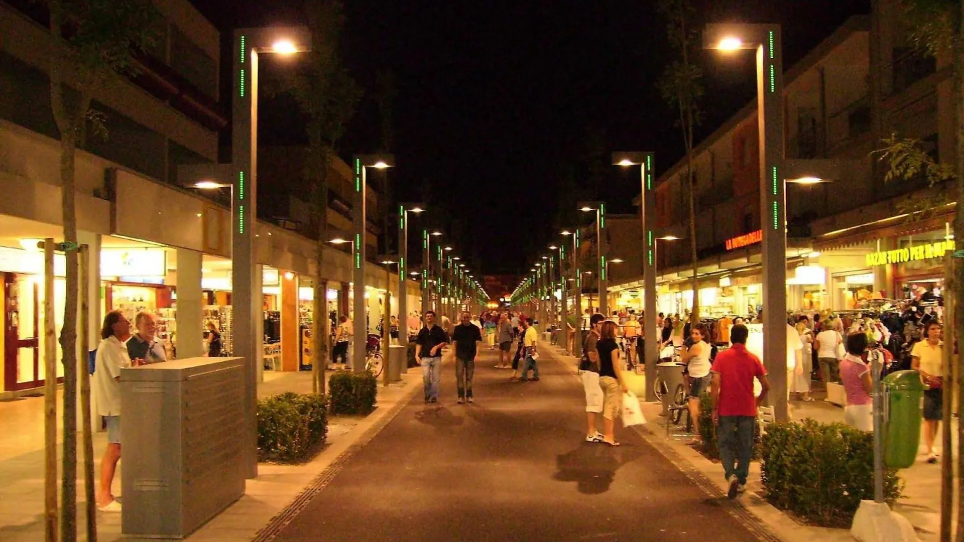Bright Sea Front Apartment With Terrace - Beahost Bibione