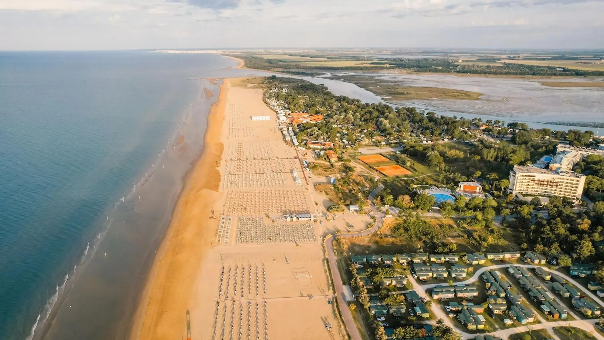 Bright Sea Front Apartment With Terrace - Beahost Bibione 0*,  Italy
